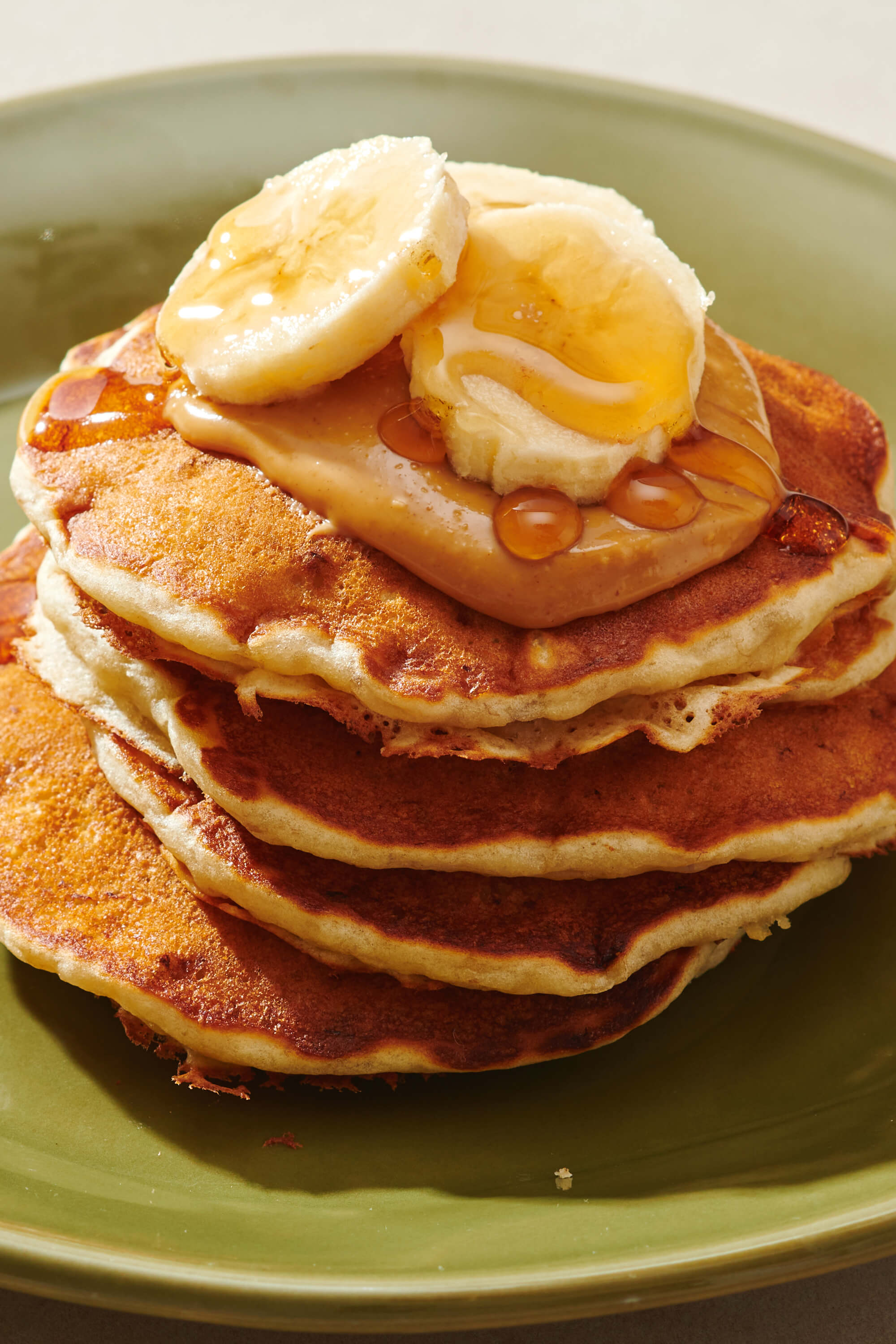 The Fluffiest Banana Pancakes (Soft, Moist & Easy to Make)